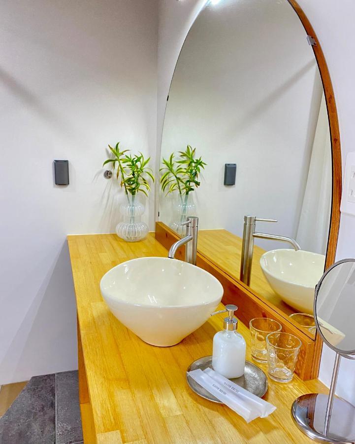 Hotel Little Swiss House โมโตบุ ภายนอก รูปภาพ